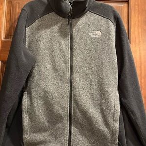 Mens gently used North Face fleece jacket size Medium
